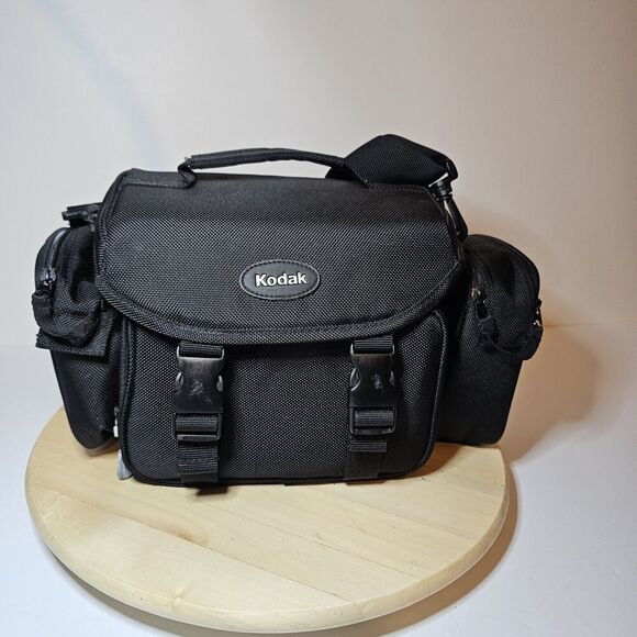 VINTAGE Kodak Black Padded Camera Bag With Multiple Pockets And Compartments - Picture 1 of 9